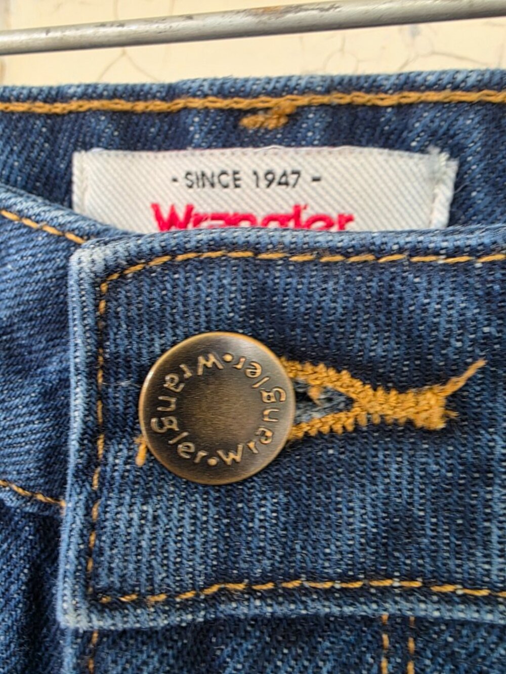 Wrangler Womens High Rise Fierce Flare 28x32 Jeans Retro Embroidered Pockets - Picture 6 of 12